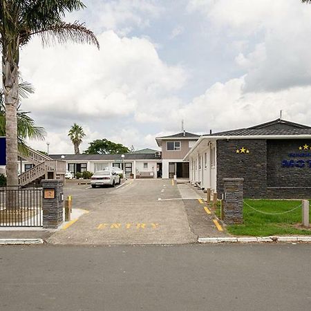 Pukekohe Motel Exterior foto